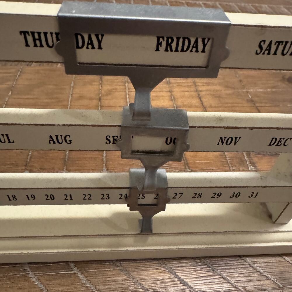 Rustic Wood Perpetual Calendar Farmhouse Sliding Metal Marker Desk Tabletop - Picture 6 of 7